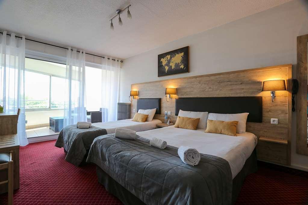 Brit Hotel Bleu Nuit ساتْ الغرفة الصورة