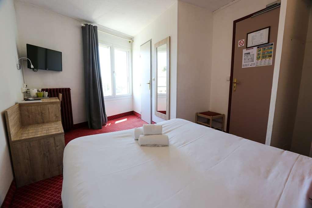 Brit Hotel Bleu Nuit ساتْ الغرفة الصورة