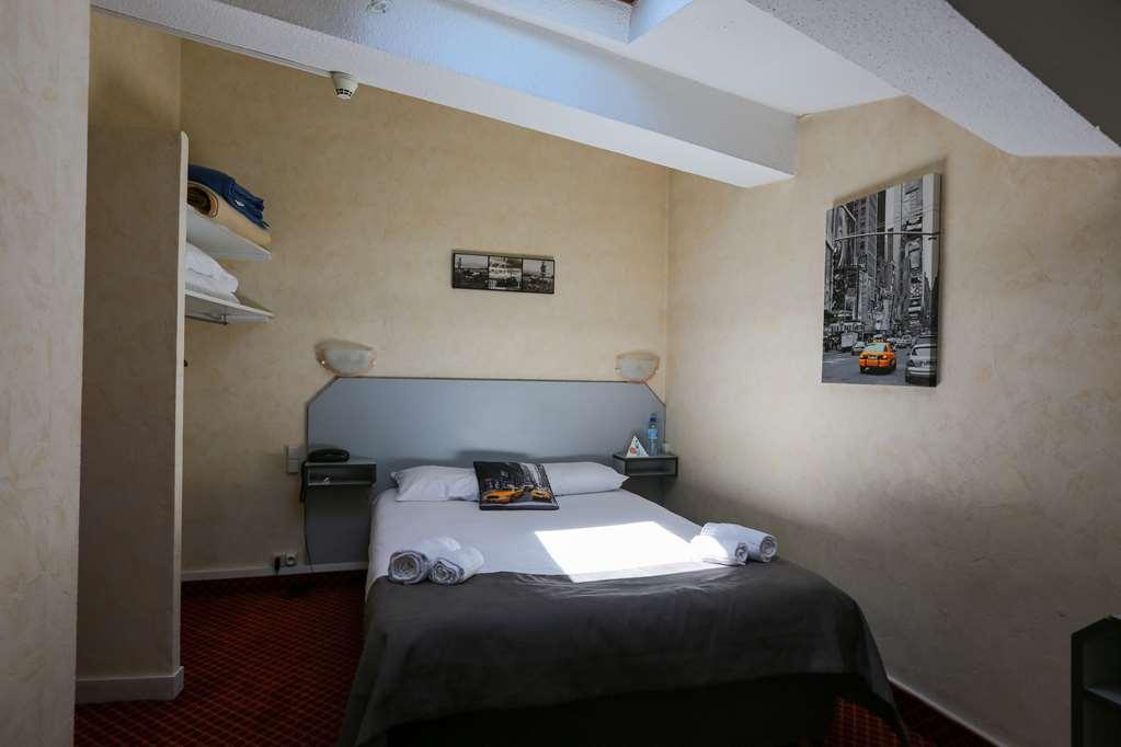 Brit Hotel Bleu Nuit ساتْ الغرفة الصورة