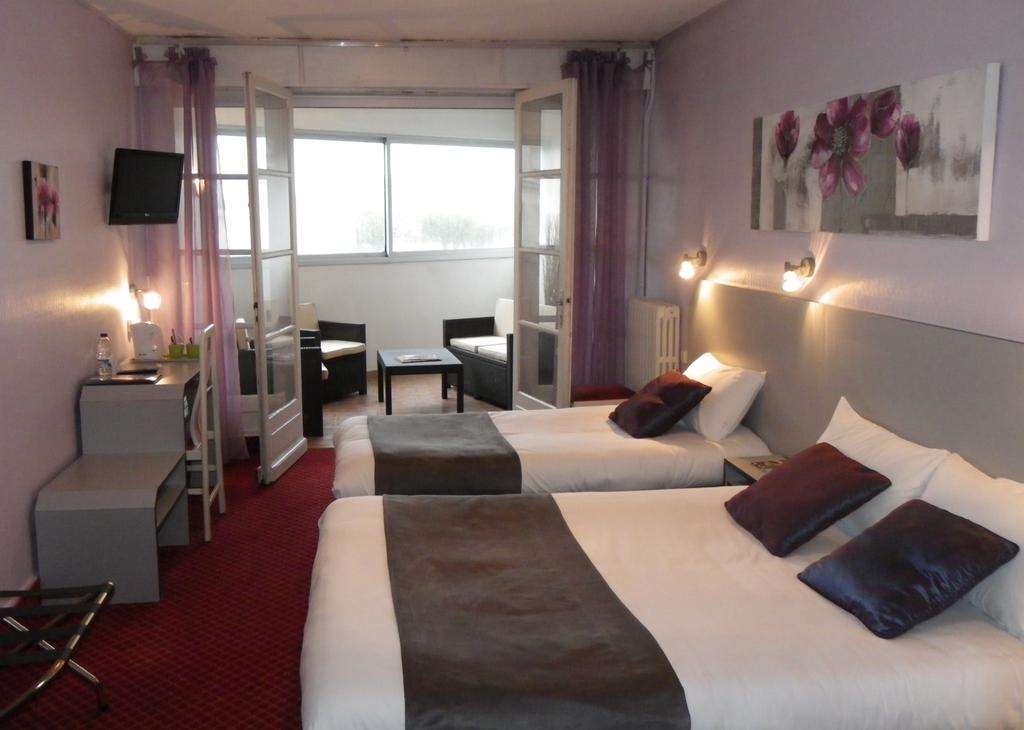 Brit Hotel Bleu Nuit ساتْ الغرفة الصورة
